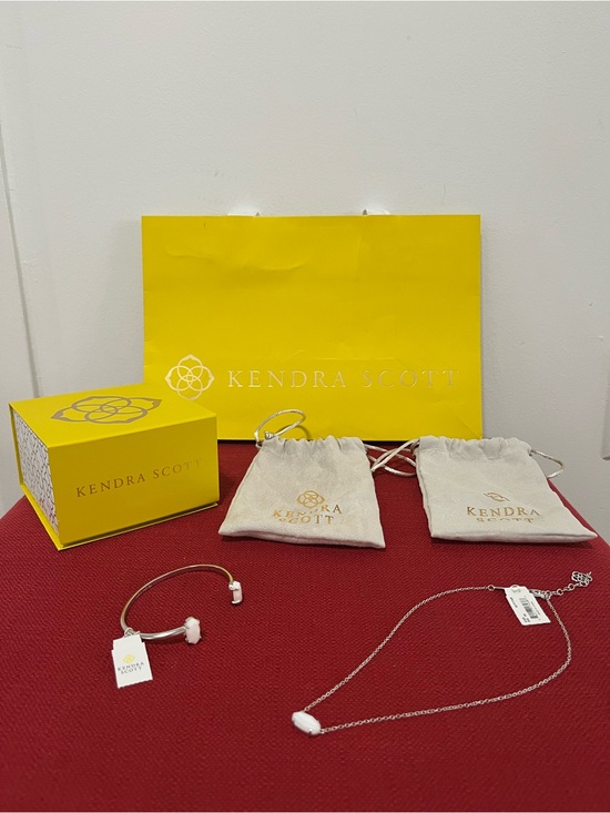 Kendra Scott Jewelry - BNWT Kendra Scott Edie Cuff Bracelet & matching Necklace